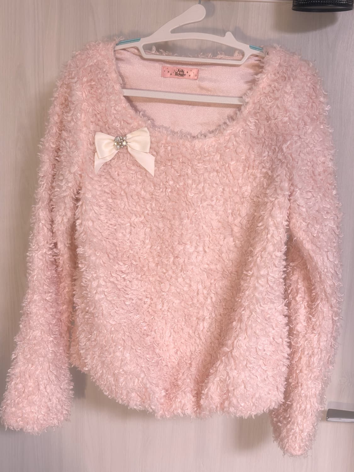 ꒰ა ♡ ໒꒱ 앙크루즈 / 히메갸루 폼폼이 탑 💝💕 상품이미지5