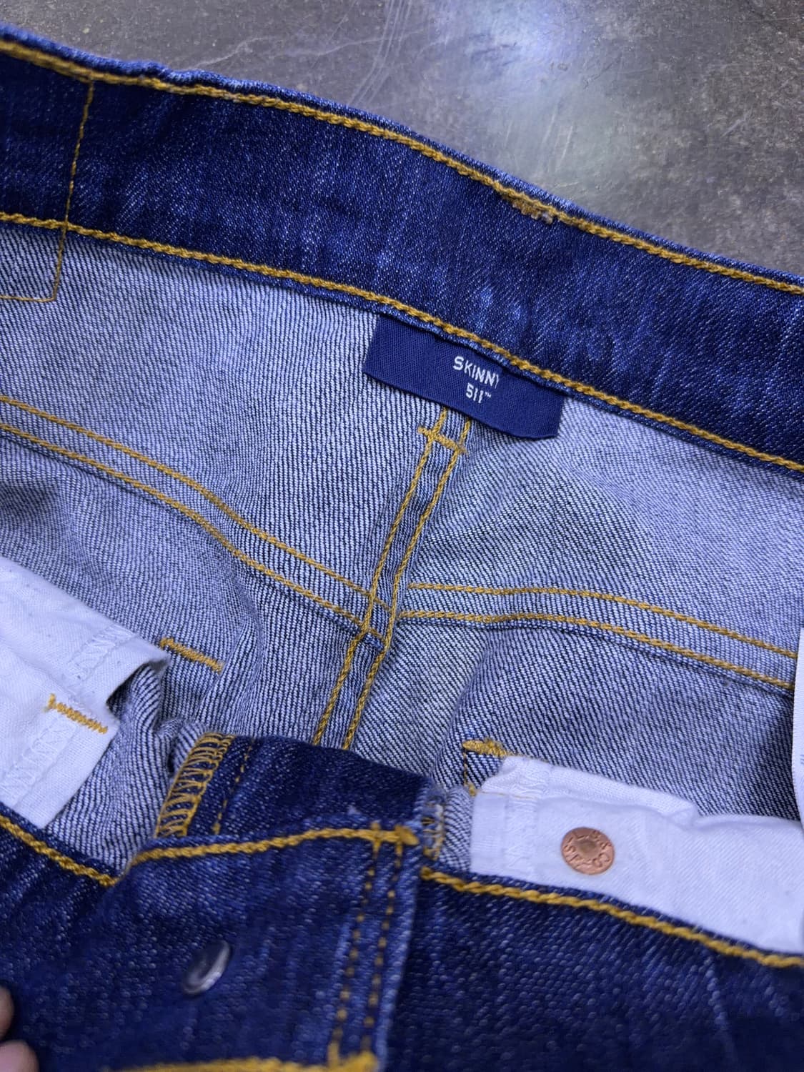 리바이스 511 슬름 스키니핏 헤어라인 워싱 데님팬츠 31 상품이미지7