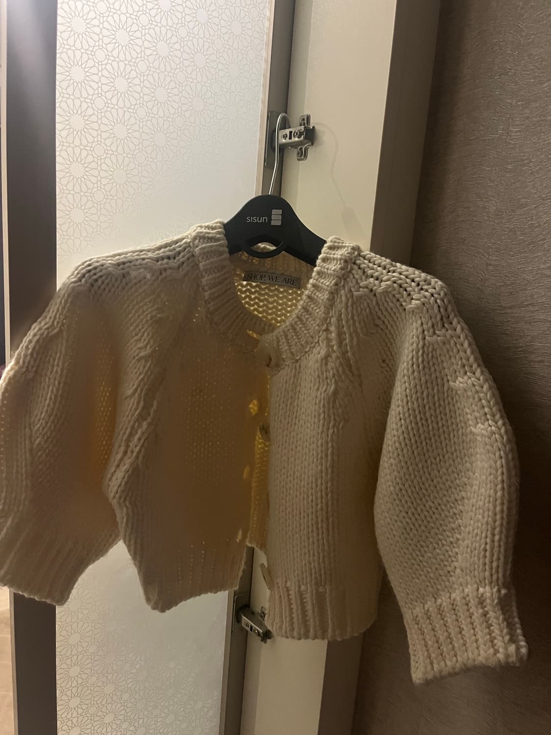 위아 얼바닉 가디건 아이보리 상품이미지2