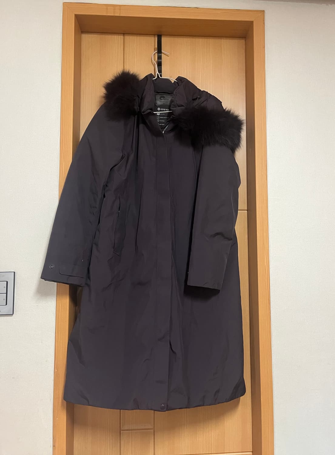 네파 여성 아르테 고어텍스 다운 롱패딩 자켓 패딩 롱다운 폭스털 100 상품이미지4