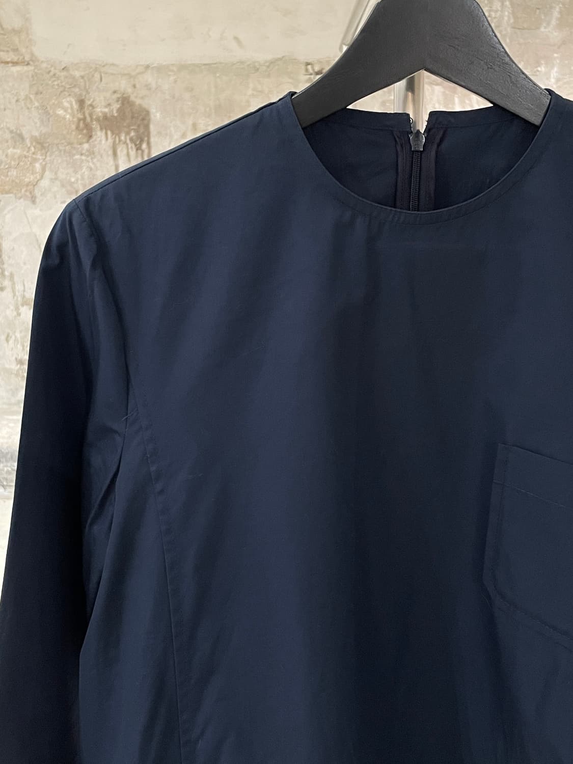 메종 마르지엘라 1 다크 네이비 싱글 포켓 백스티치 코튼 블라우스 상품이미지2