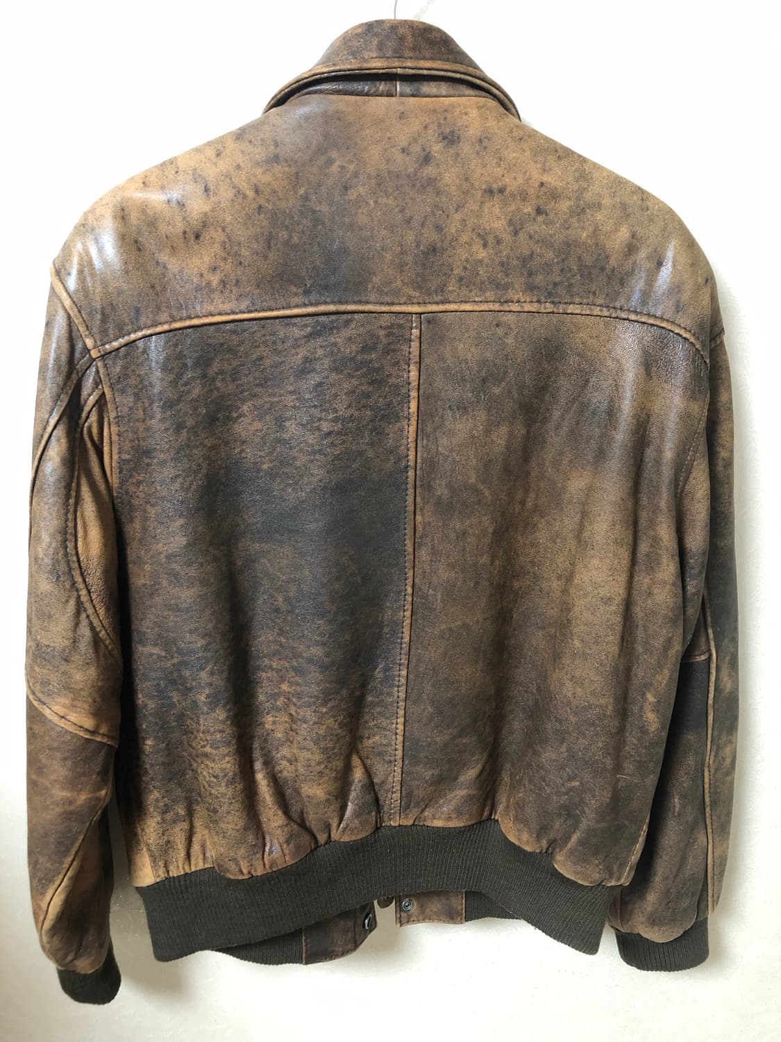 A-2 가죽자켓 팝니다 상품이미지2