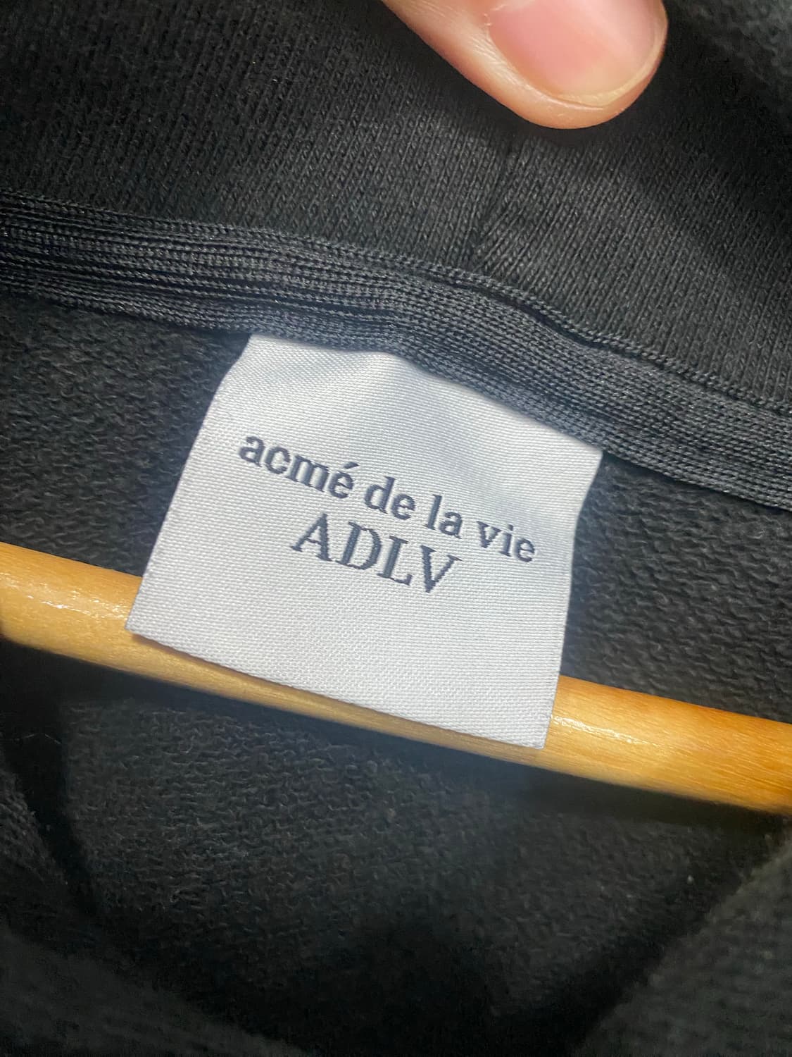 아크메드라비 후드티 상품이미지3