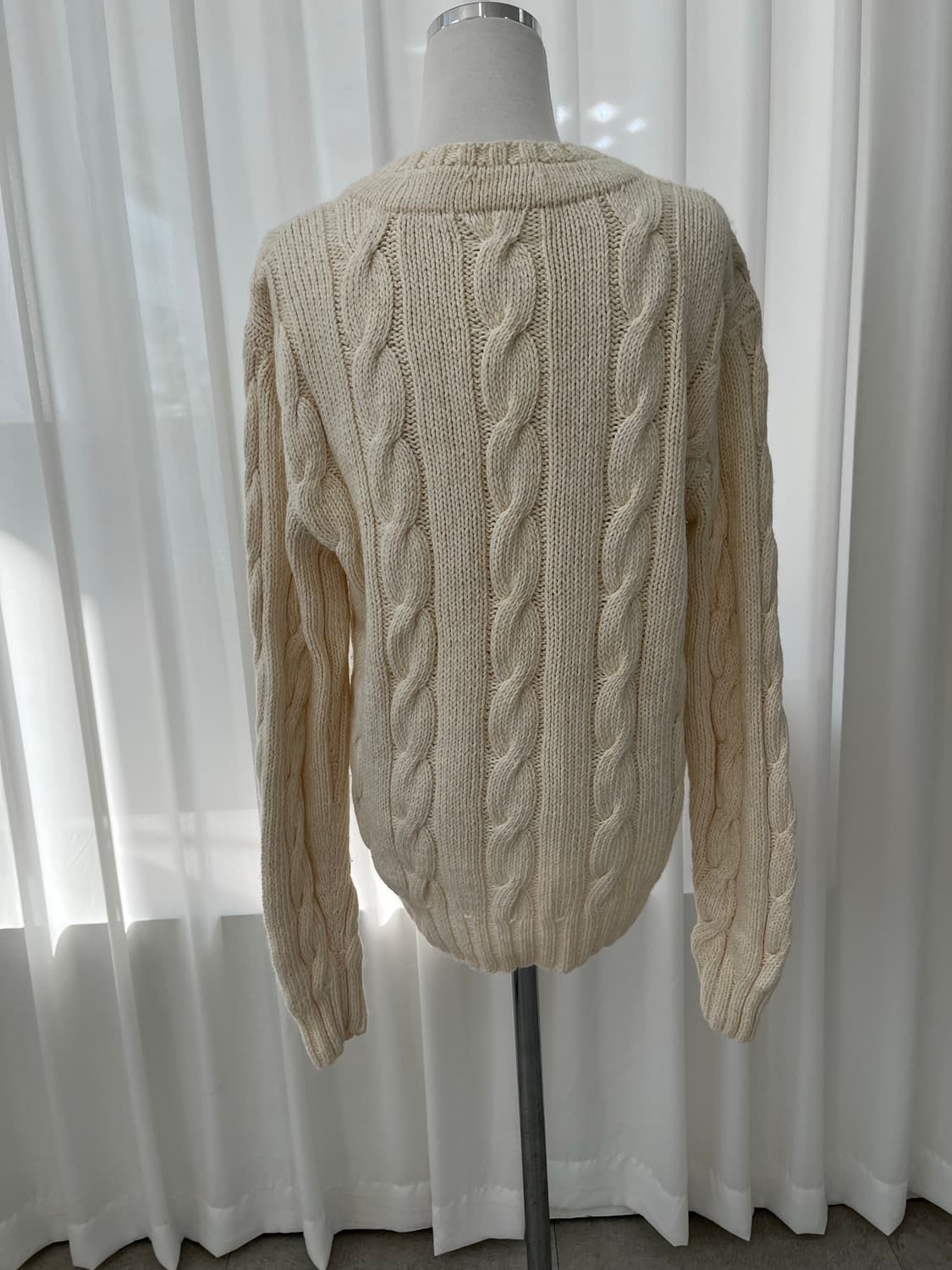 랄프로렌 핸드니트 브이넥 꽈배기 니트 M(퍼플라벨) 상품이미지3