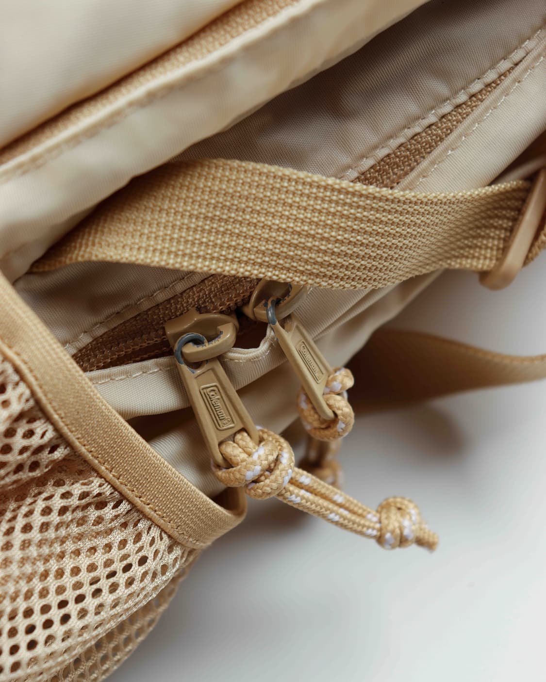 [Coleman] 샌드 베이지 나일론 백팩 상품이미지9