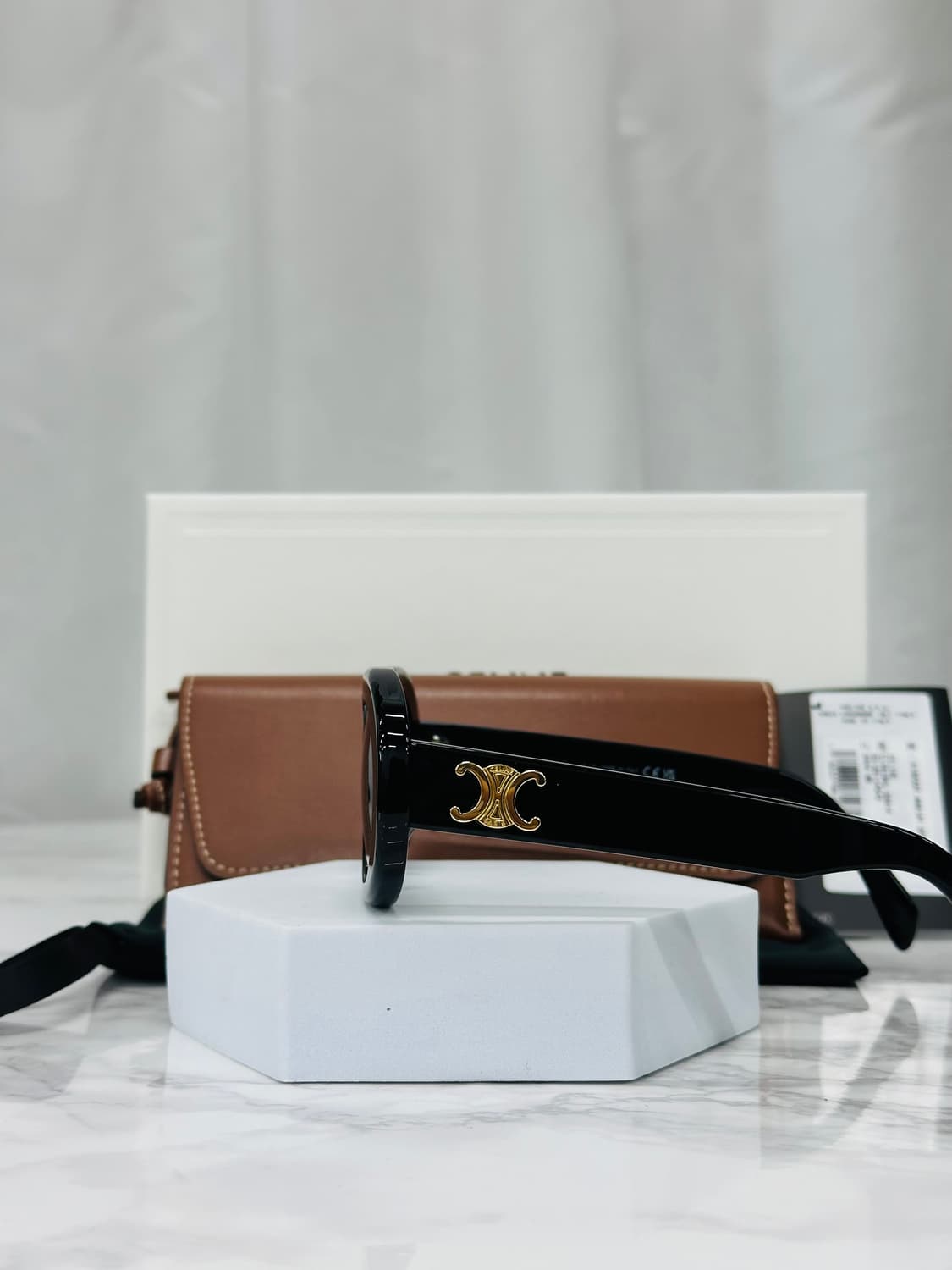 셀린느 트리옹프 01 선글라스 상품이미지3