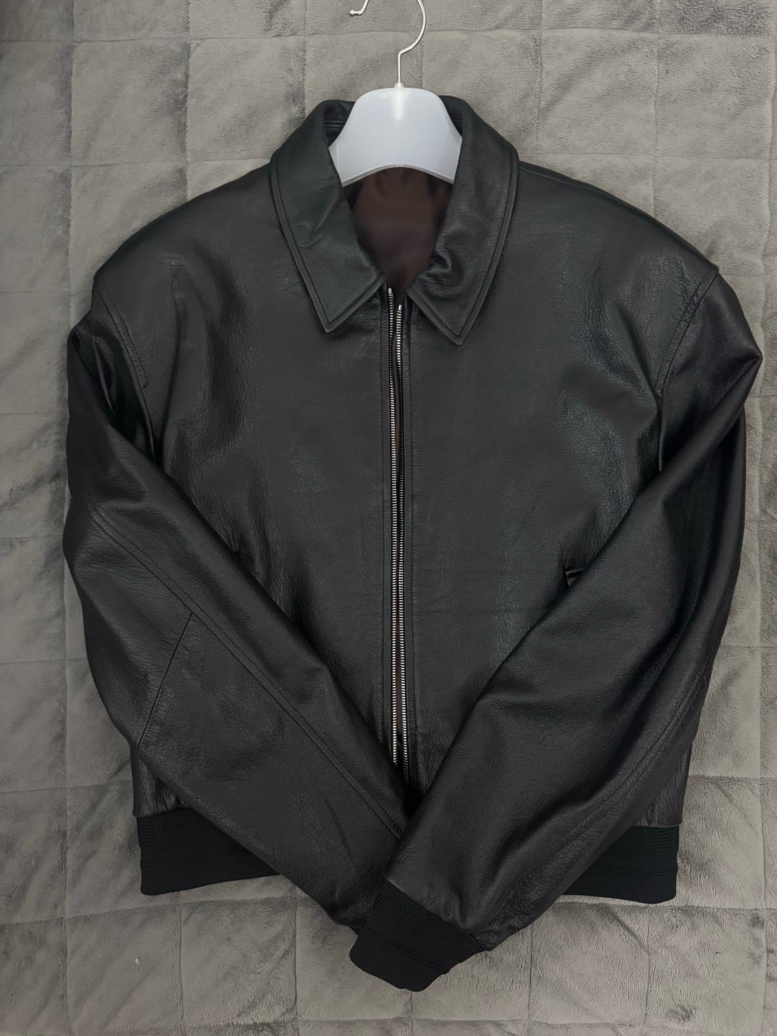 엘무드 25fw 세레니티 고트 레더 블루종 블랙 (48) 상품이미지1