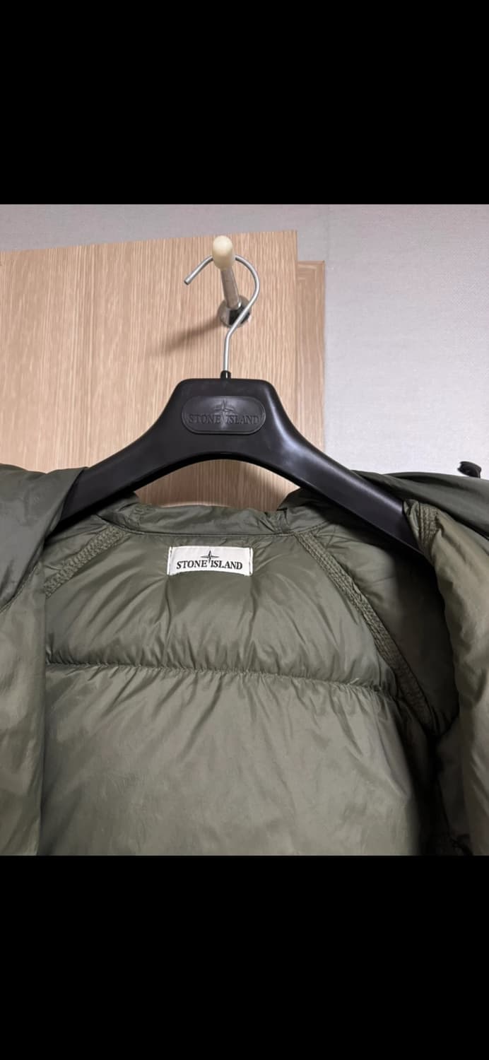 스톤아일랜드 크링클랩스 패딩 23F/W 상품이미지4