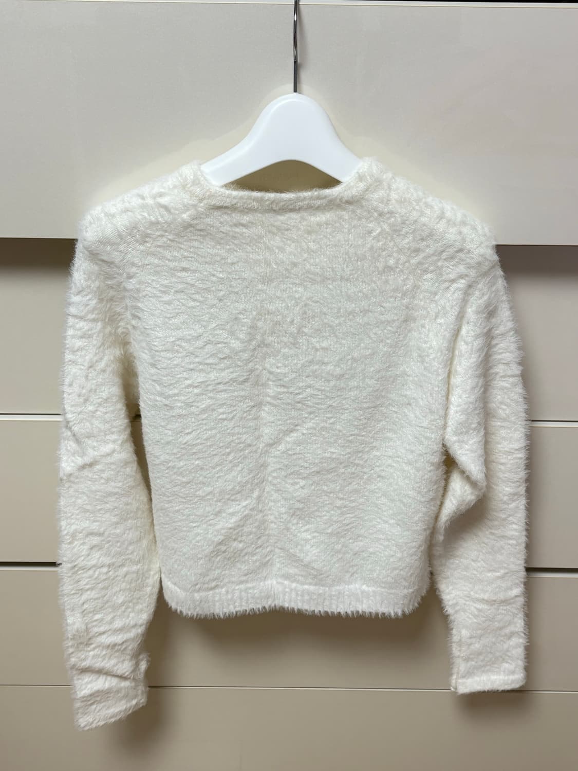 [파르티멘토 우먼] 헤어리 니트 크루넥 화이트 상품이미지4