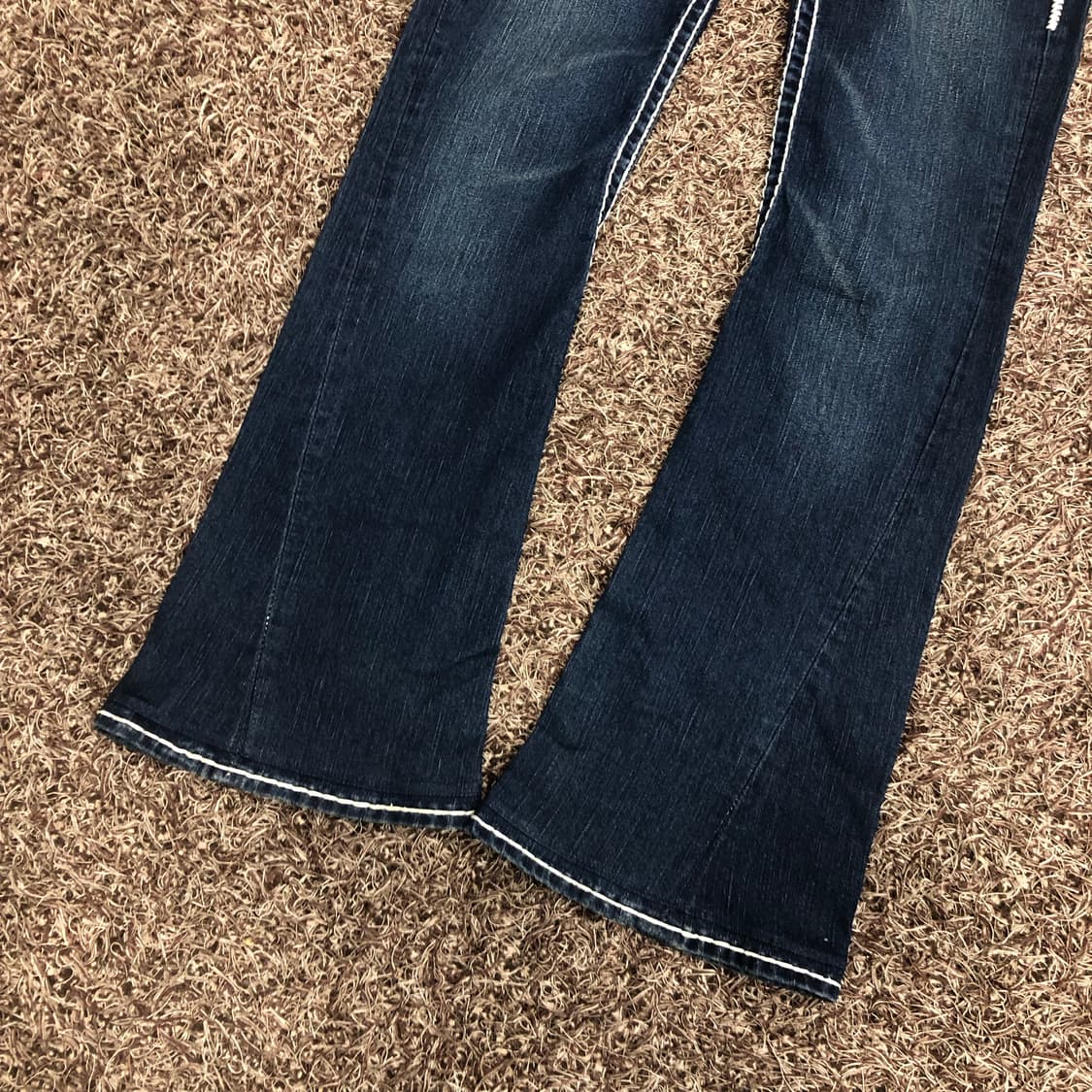 트루릴리전 조이 슈퍼티 Y2K 부츠컷 데님 팬츠 상품이미지4