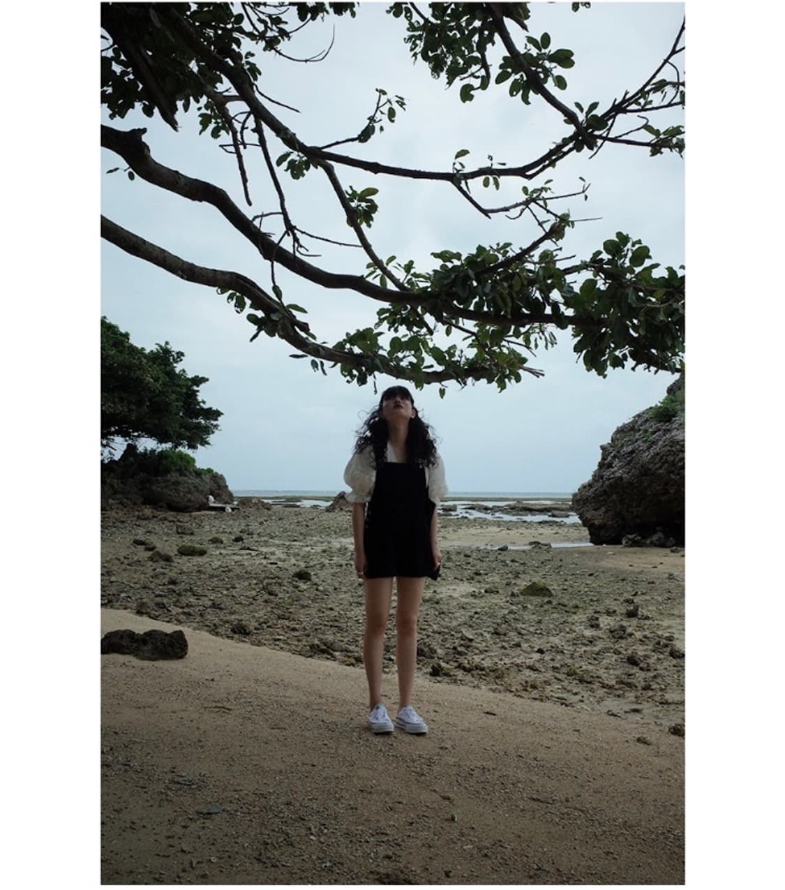 freckle sora blouse 프레클 랩 레이스 퍼프 크롭 제니 상품이미지4