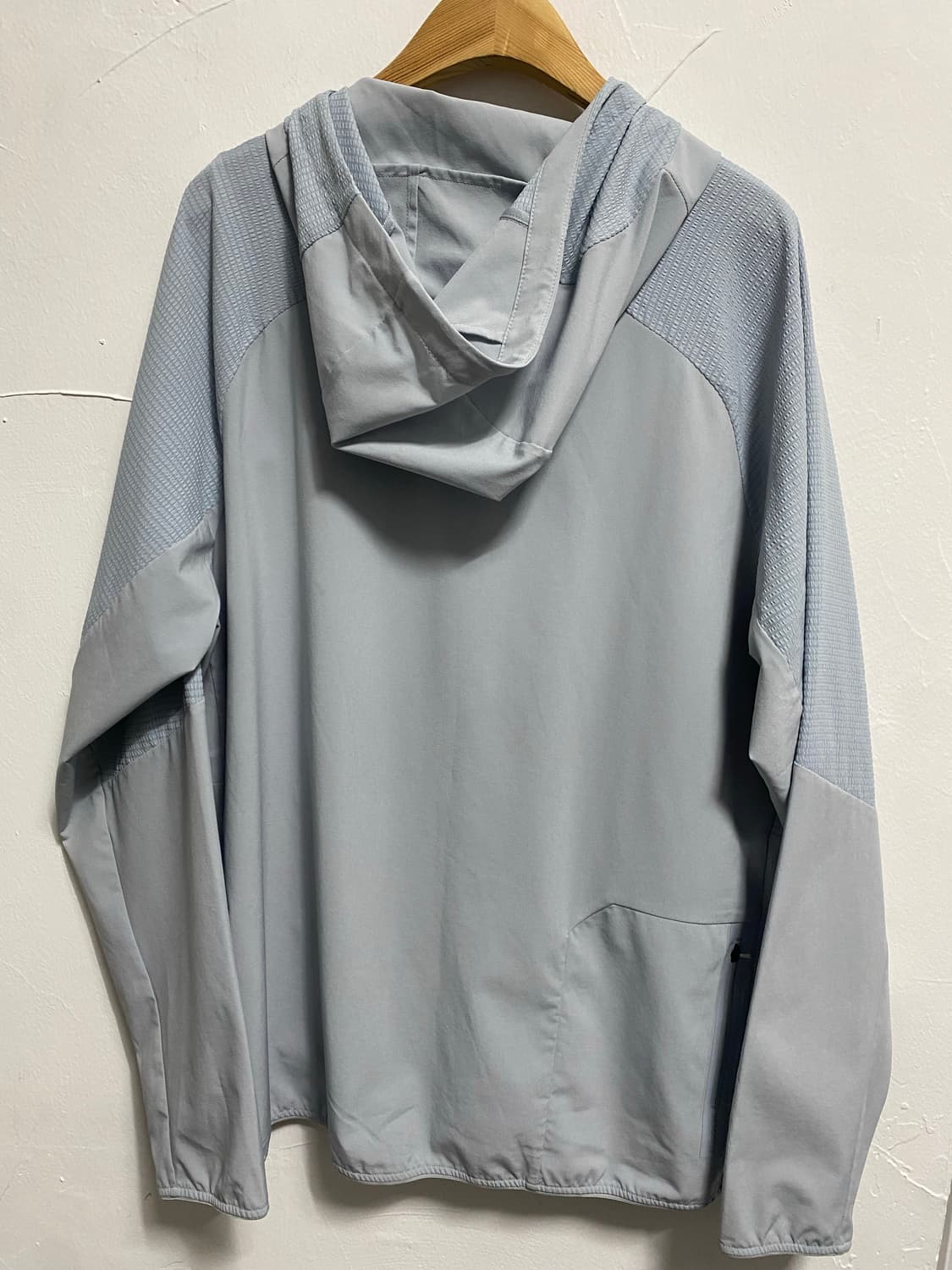 데상트 경량 기능성 러닝 바람막이 105 XL 상품이미지6