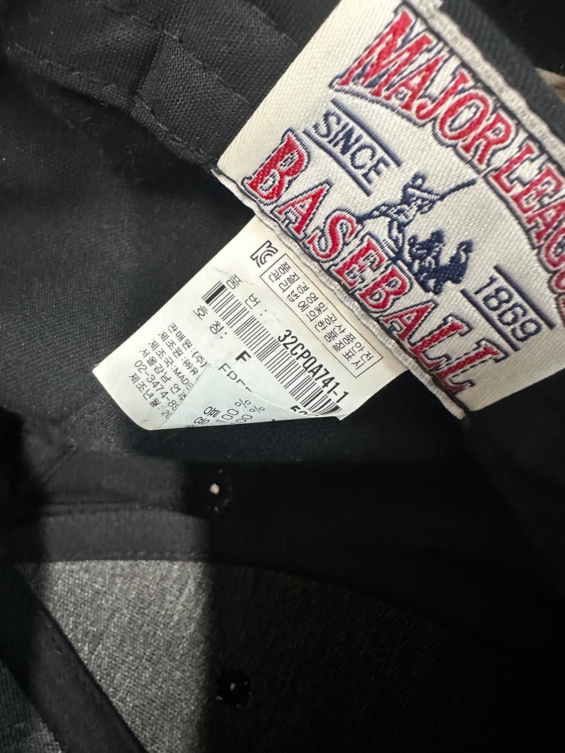 MLB 블랙 골드 모자 판매합니다 상품이미지3