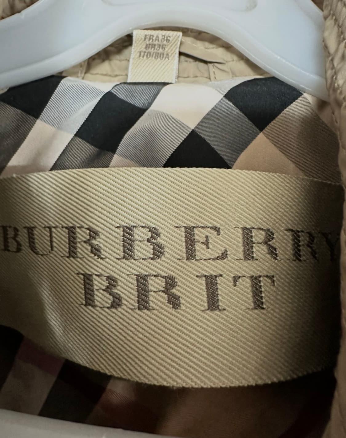 버버리 베이지 더블 트렌치 코트 상품이미지6