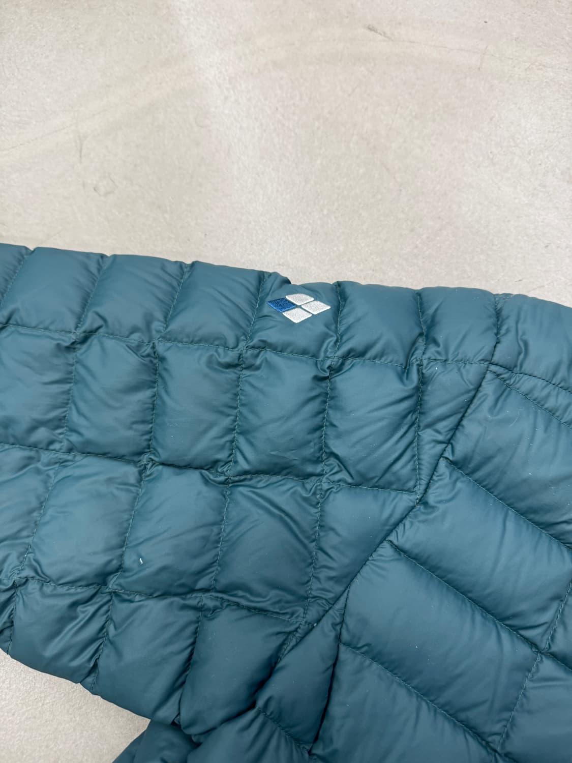 몽벨 경량 패딩 XL 상품이미지3