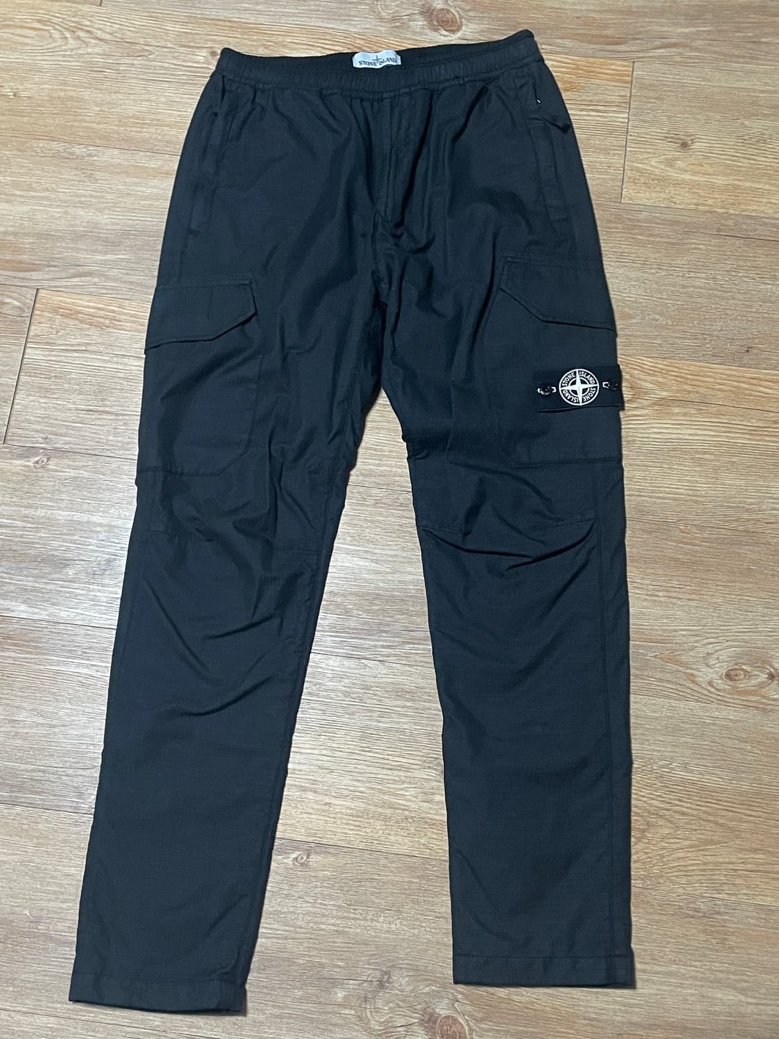 스톤아일랜드 리플렉티브 위브 립스탑-TC 카고팬츠 상품이미지2