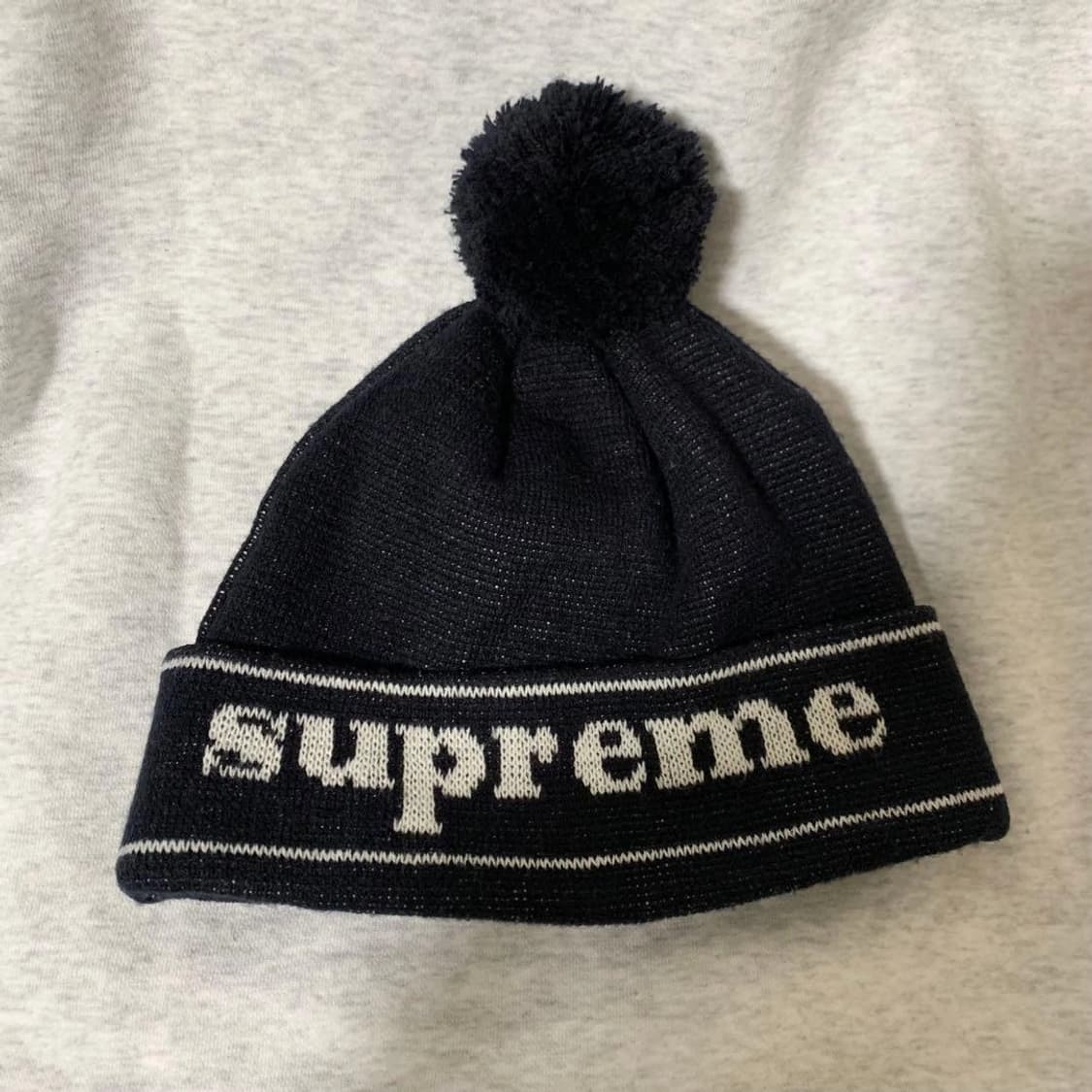 슈프림 커프 로고 비니 상품이미지1