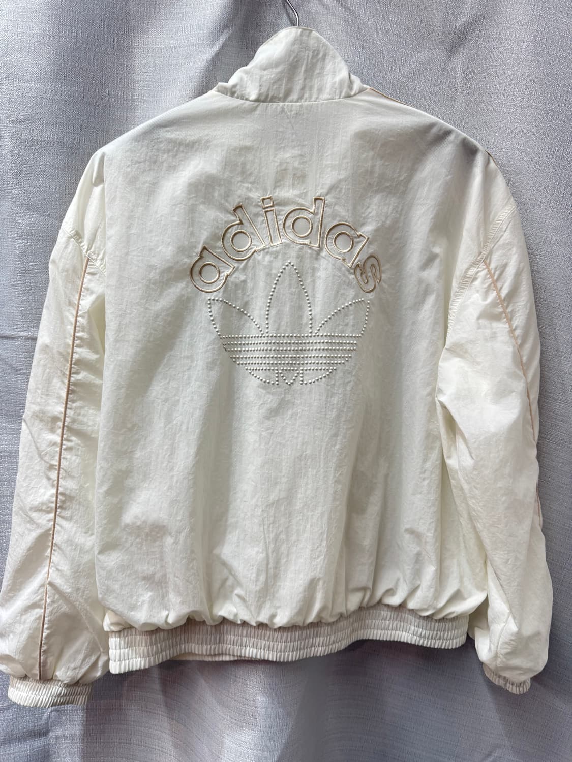 아디다스 백 펄 빅로고 오버핏 바람막이 S(XL) 상품이미지1