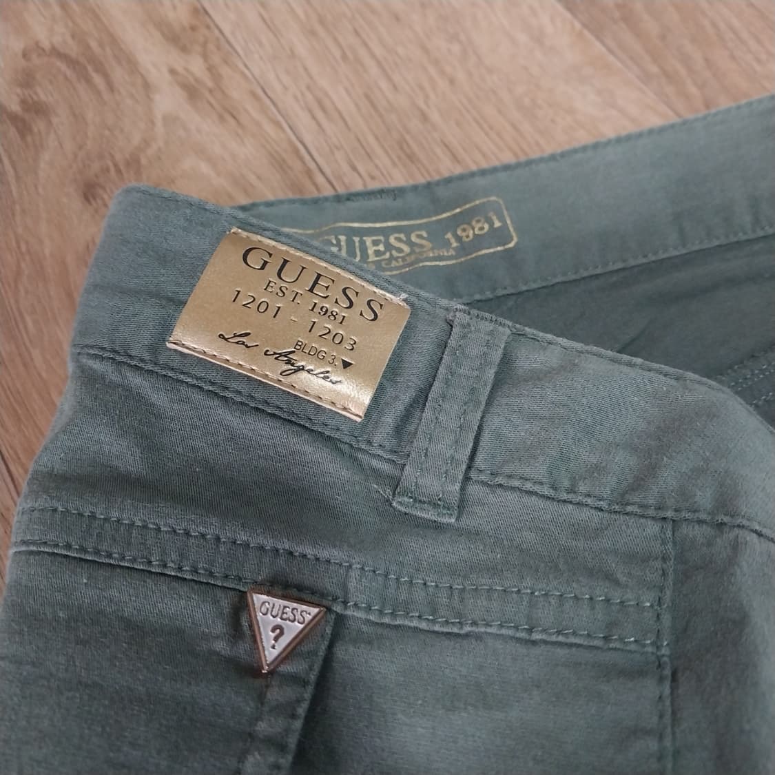 게스 스판 7부 바지 여성28 인치 상품이미지5