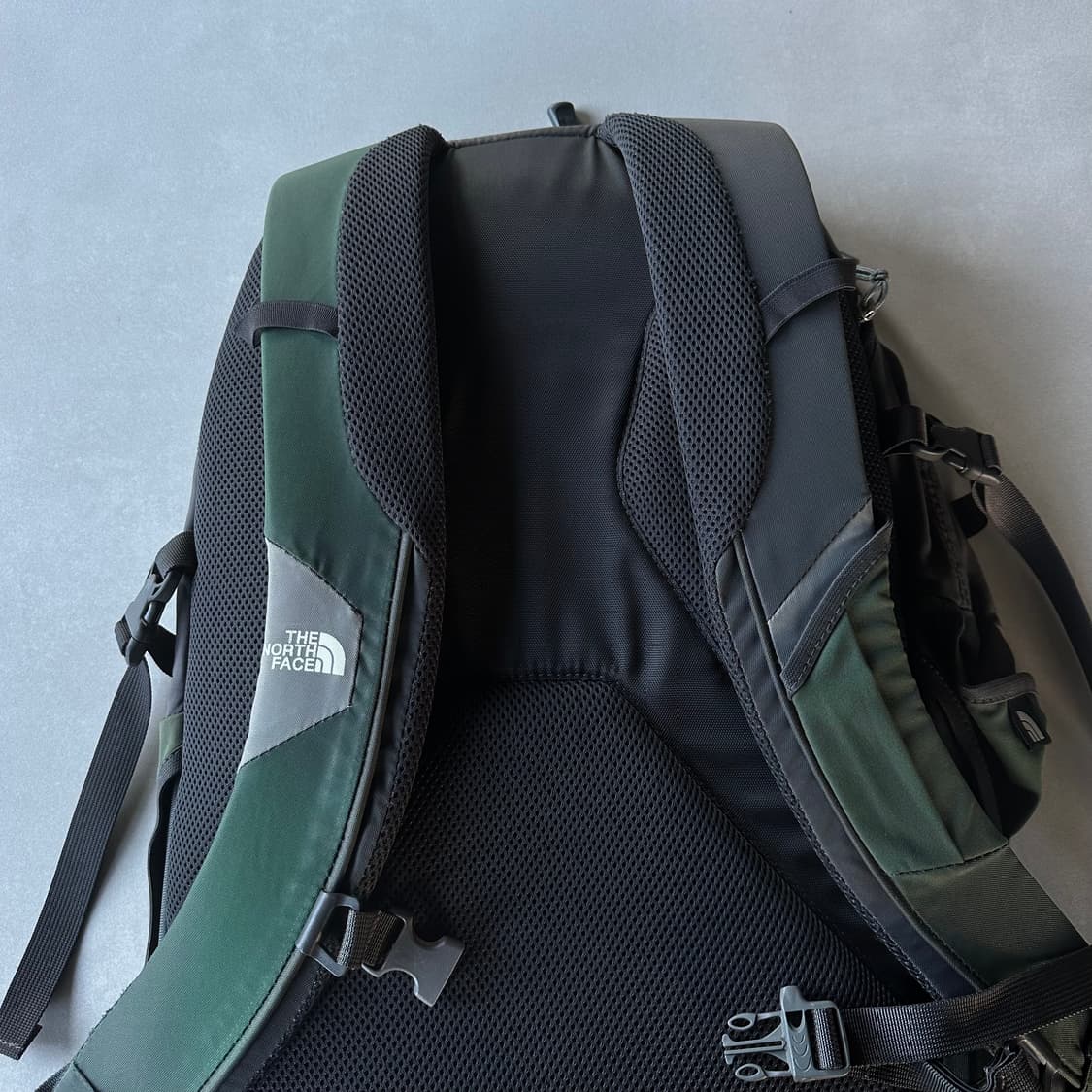 노스페이스 SURGE 서지 백팩 가방 상품이미지5