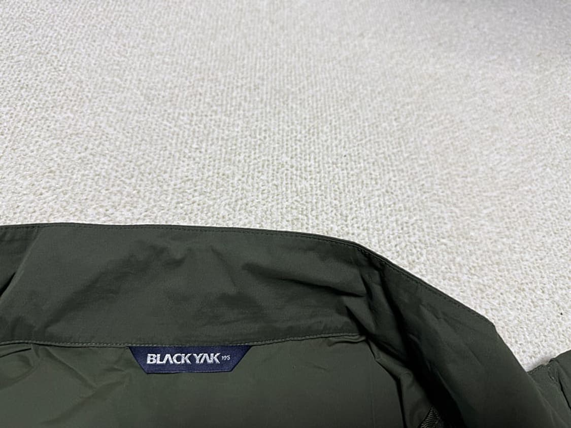 블랙야크 경량 자켓 남성용 105사이즈 상품이미지3