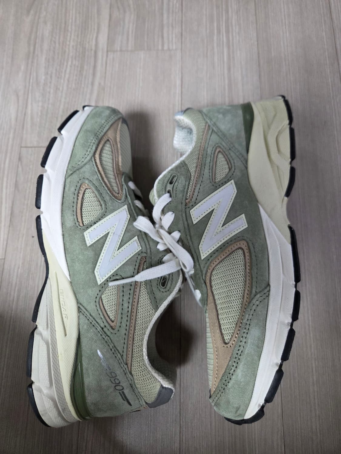 뉴발란스 990v4 올리브 인센스 상품이미지4