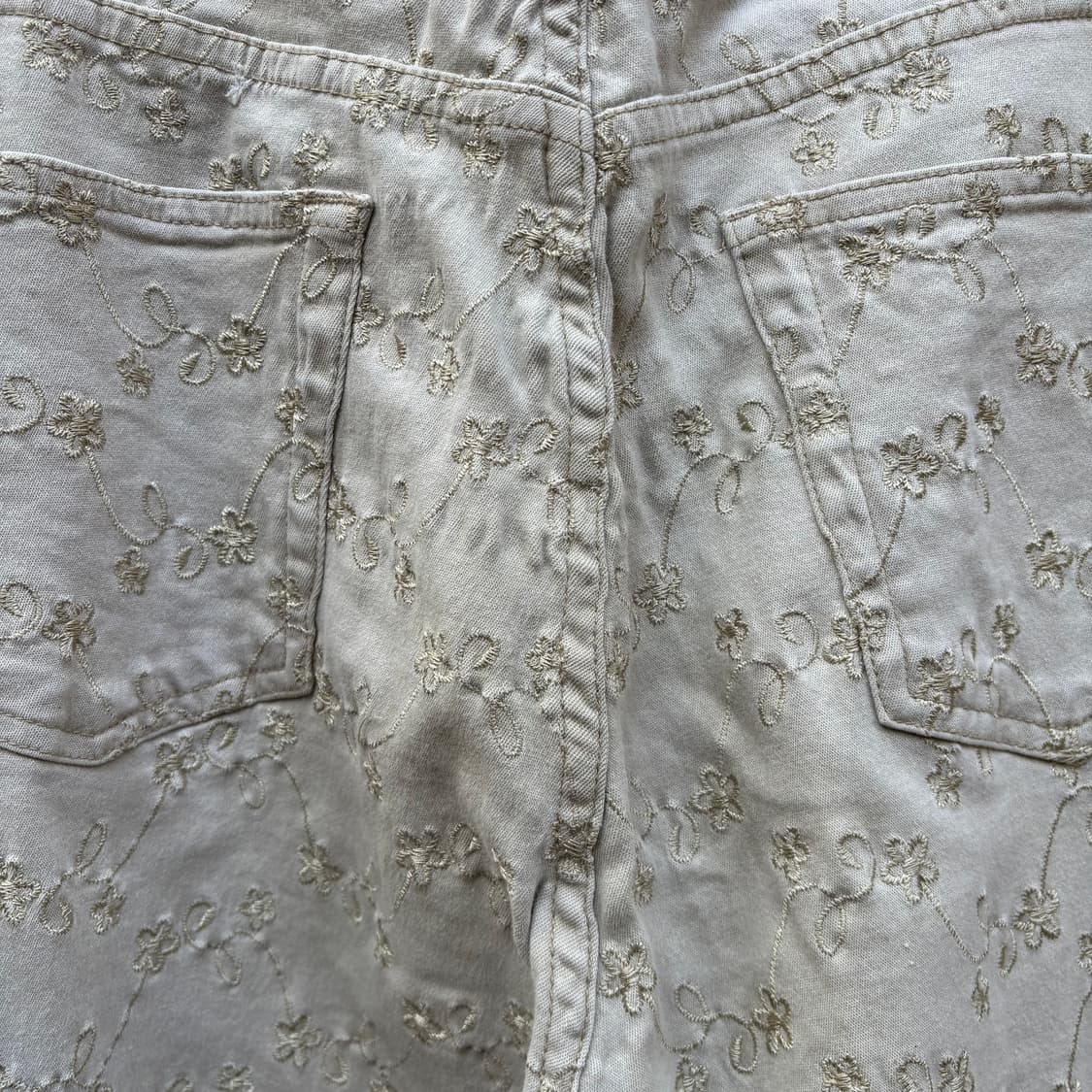 베르사체 진스 꾸뛰르 자카드 플라워 메두사 패치 팬츠 상품이미지9