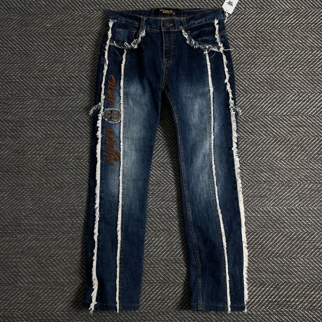 Y2K 빈티지 절개 디테일 자수 데님 팬츠o 3327 상품이미지1