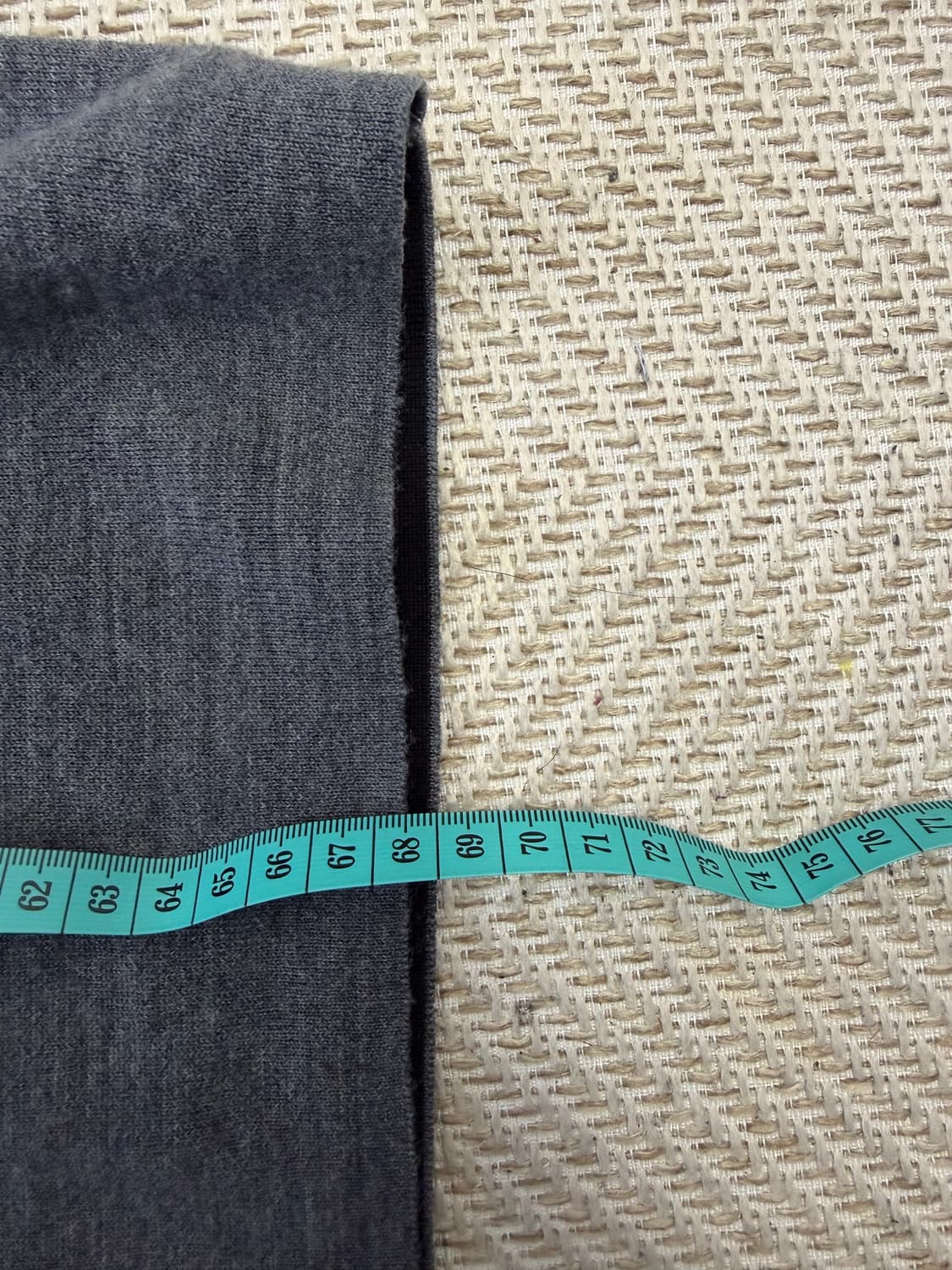 정품) Theory 띠어리 남성 그레이 니트 S  상품이미지8