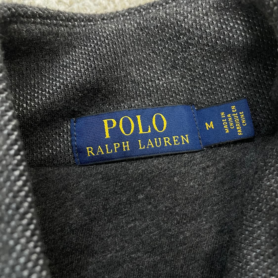 폴로 랄프로렌 포니 로고 패디드 경량 자켓 차콜 상품이미지4