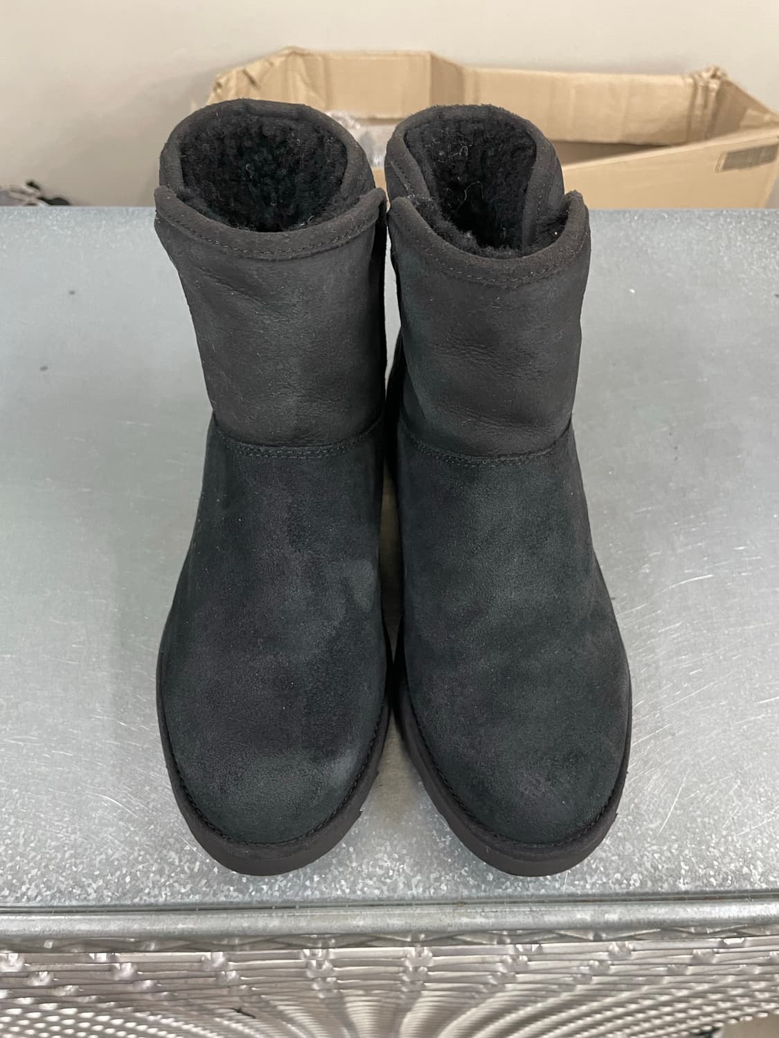 어그 스웨이드 부츠 블랙 235 상품이미지5