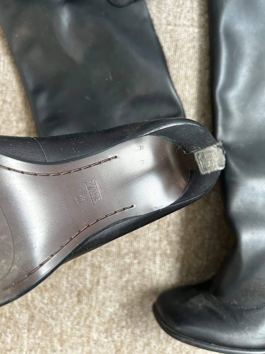 자라 레더 와이드 앵클부츠 38 상품이미지2