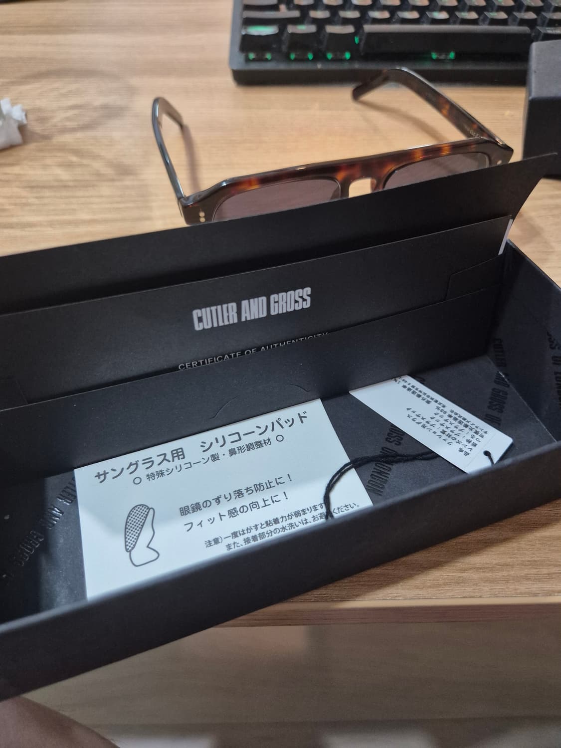 커틀러앤그로스 0822 상품이미지3