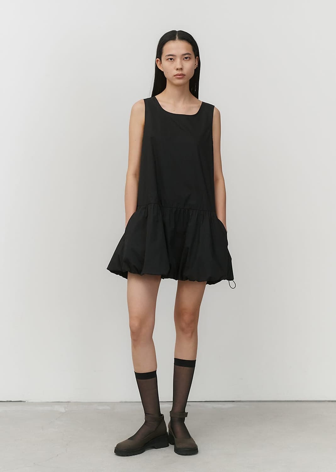 아모멘토 미니 볼륨 드레스 상품이미지1