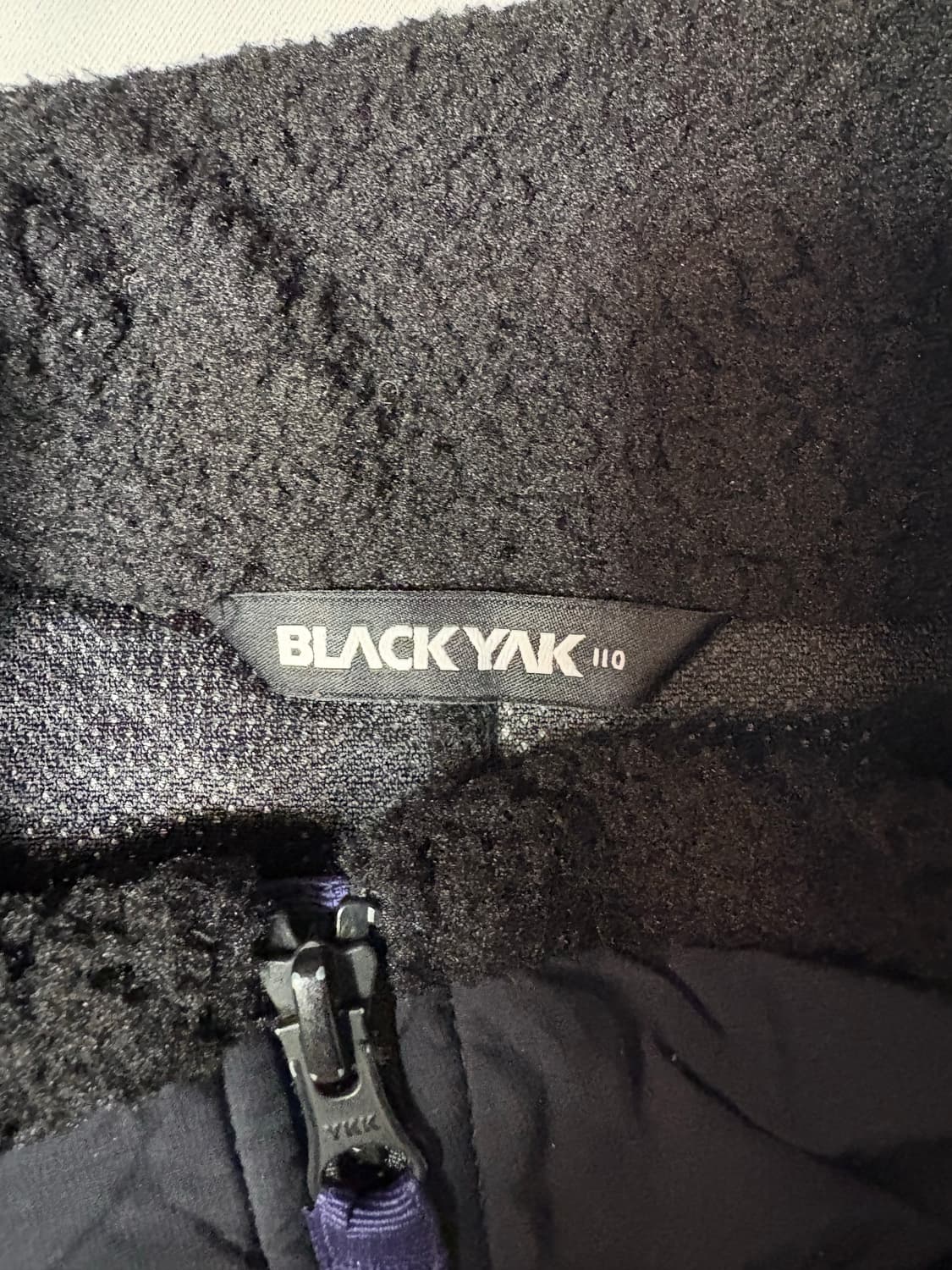 블랙야크 검정색 플리스 자켓 상품이미지3