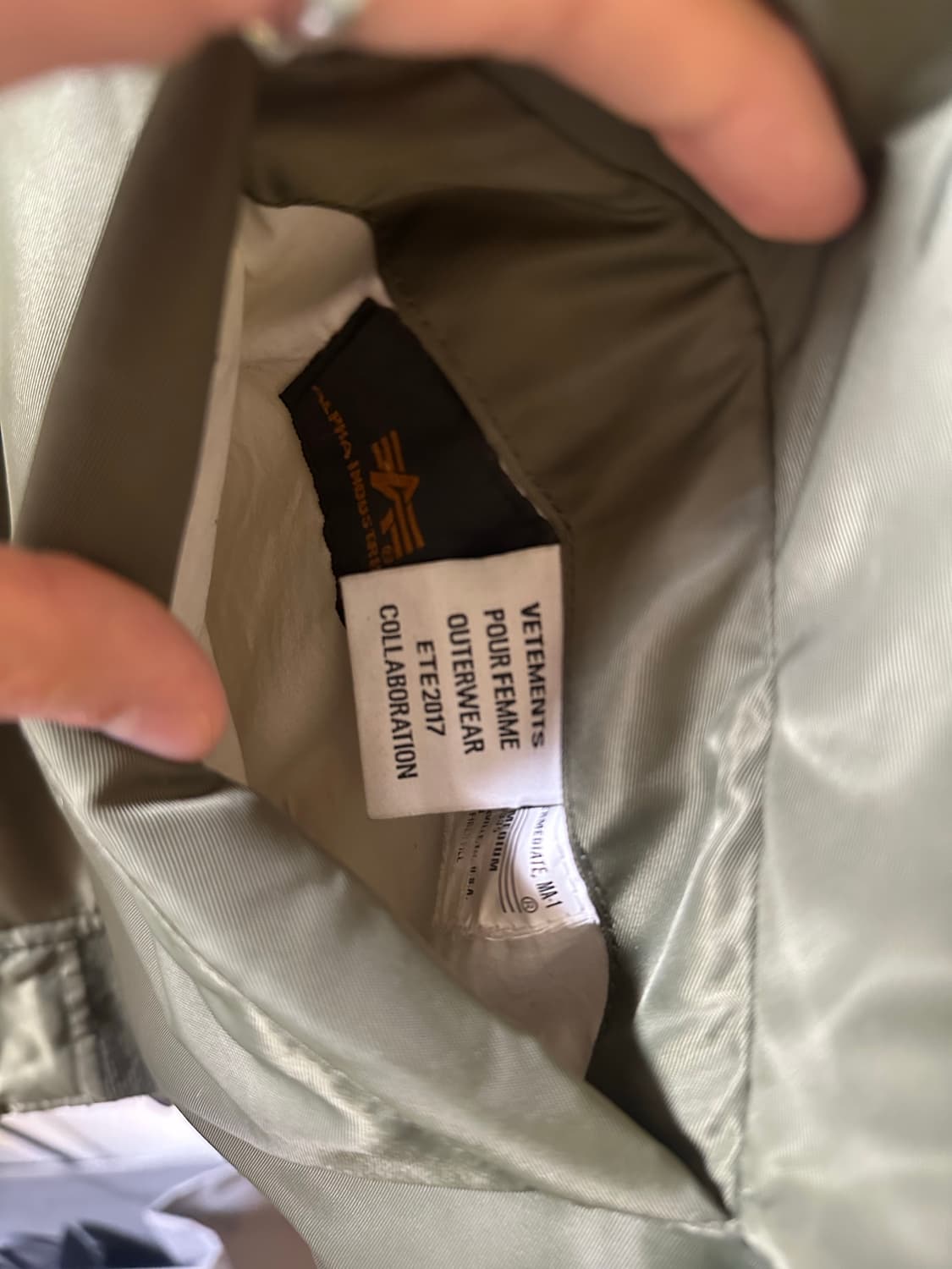 (급처) 베트멍 알파인더스트리 봄버 m 상품이미지3