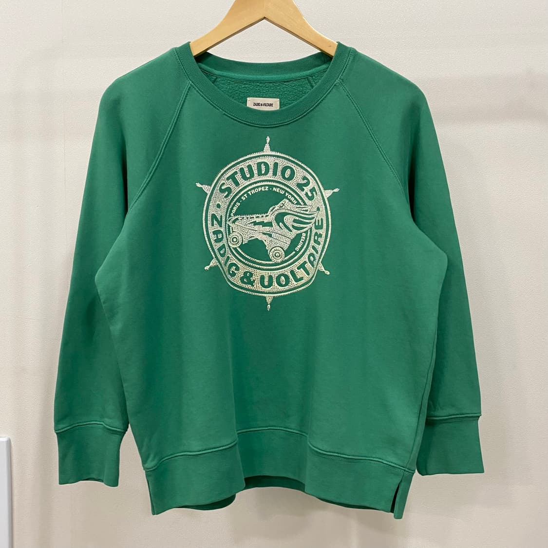 쟈딕앤볼테르 카메론 스튜디오 25 맨투맨 상품이미지1