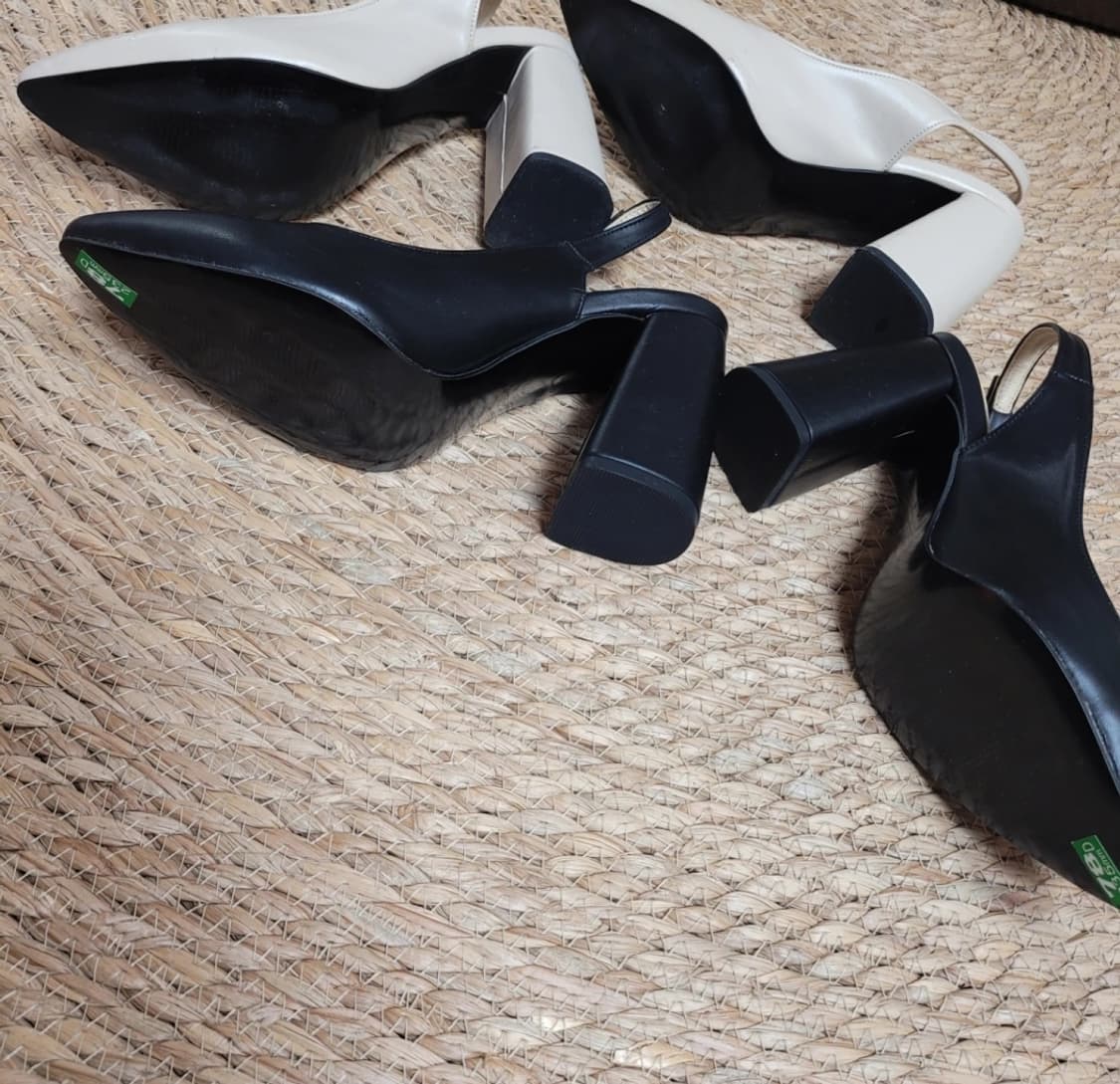 새상품
일괄2세트

보시다시피 상태좋습니다
샘플용으로 두었던거라
상태 매 상품이미지3