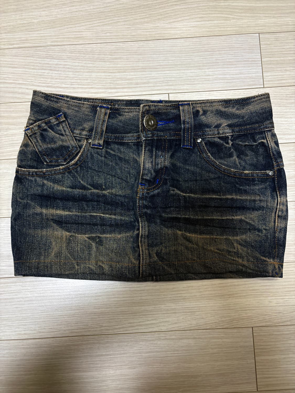 로우라이즈 빈티지 워싱 스커트 상품이미지1