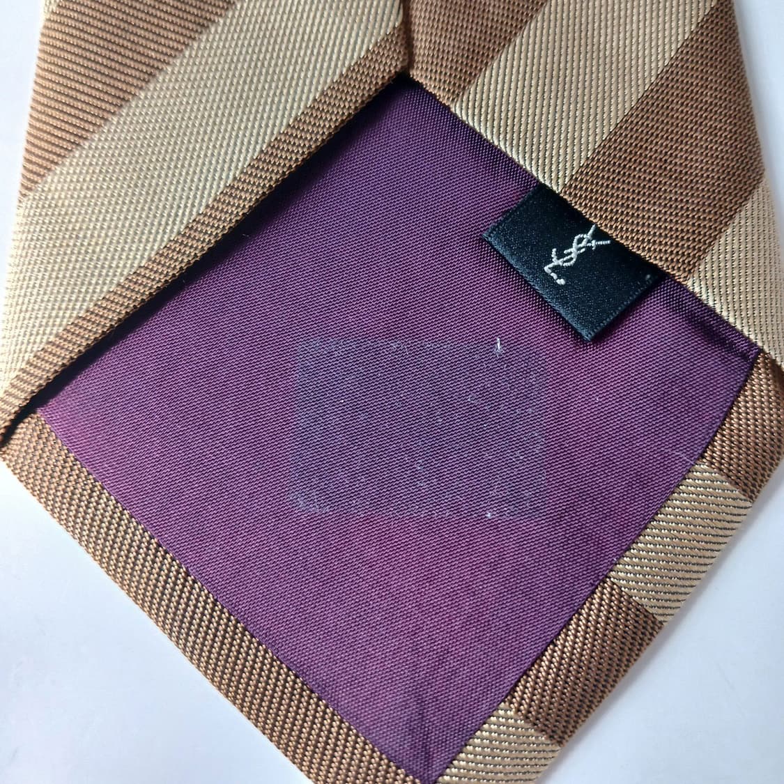 입생로랑 실크레지멘탈 스트라이프 넥타이 9.6cm A등급 A19803
 상품이미지9