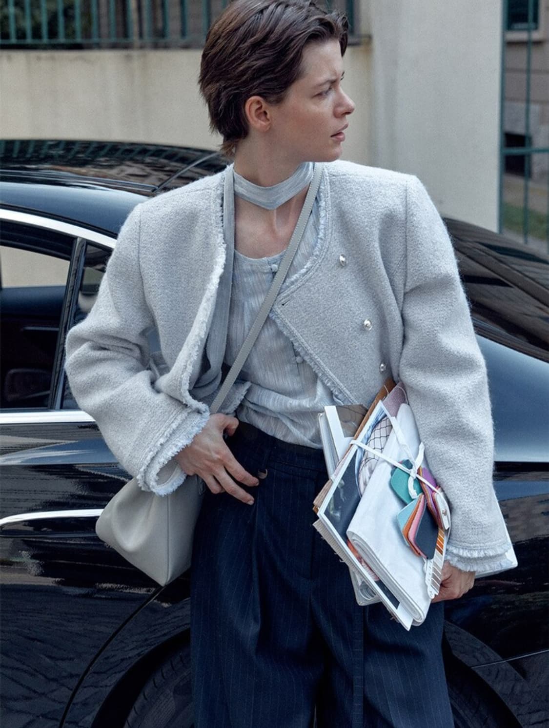 새상품) 루에브르 라운드넥 턱 타이 블라우스 간절기버전 m사이즈 상품이미지1