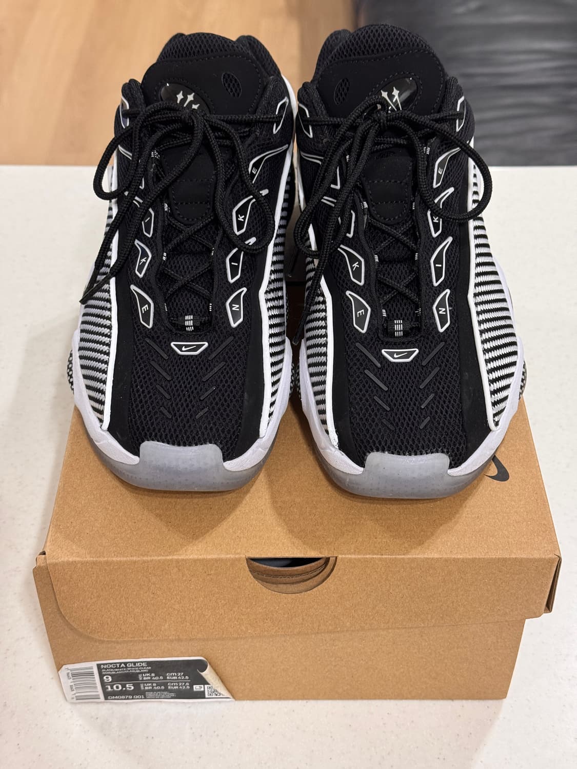 나이키 x 드레이크 녹타 글라이드 블랙 화이트 클리어 상품이미지1