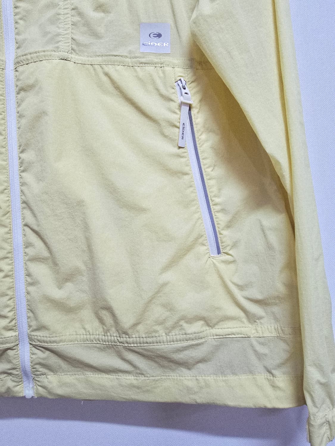 아이더 옐로우 바람막이 후드 자켓 상품이미지3