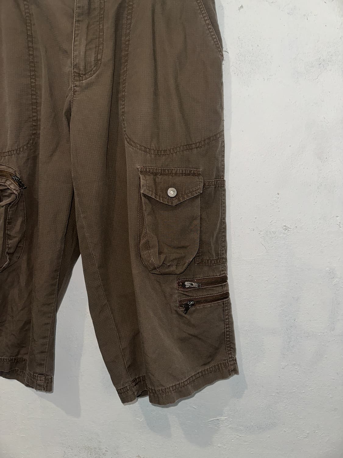 DKNY 버뮤다 카고 팬츠 상품이미지3