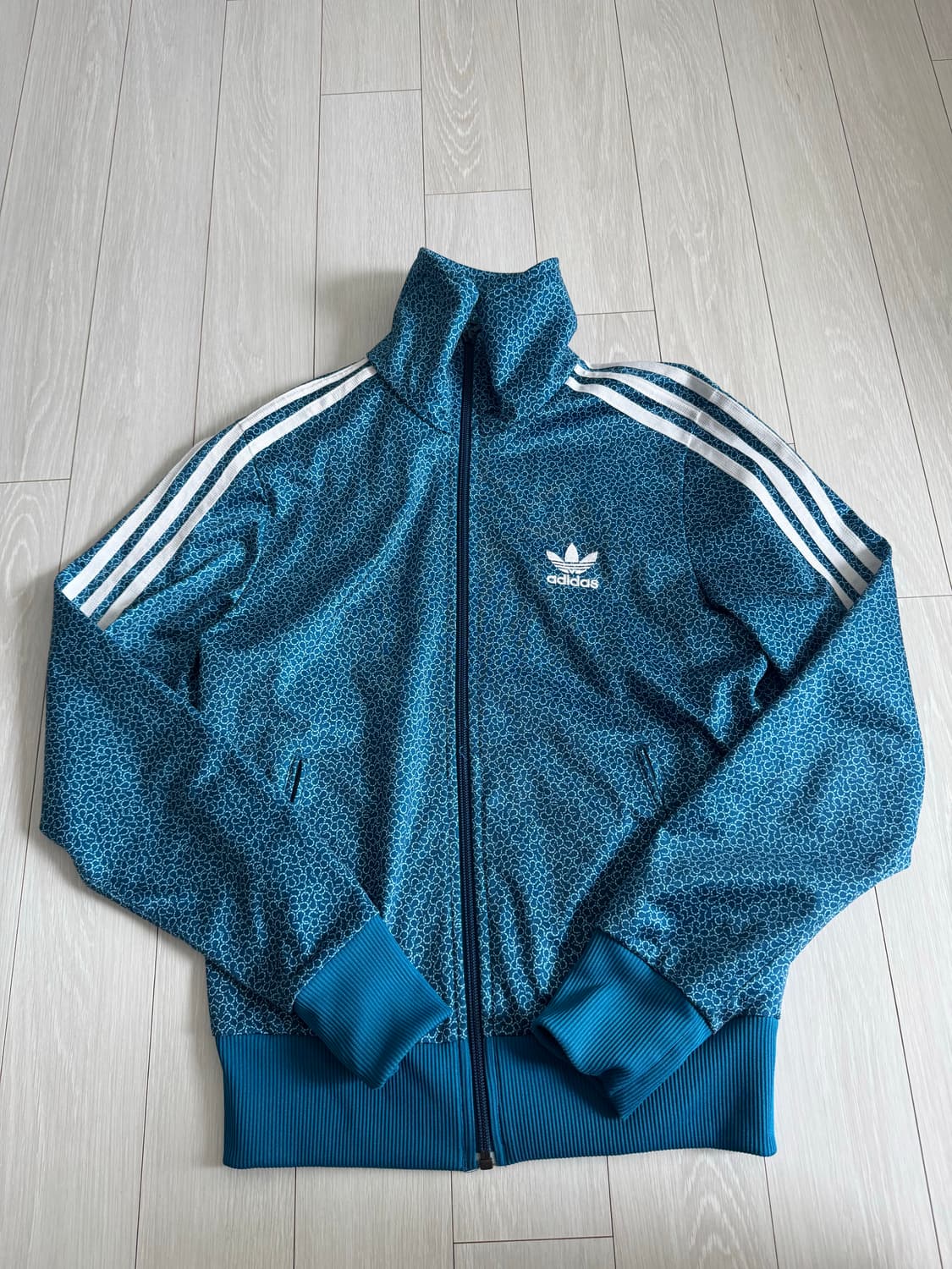 아디다스 파이어버드 빅로그 패턴 트랙탑 상품이미지1