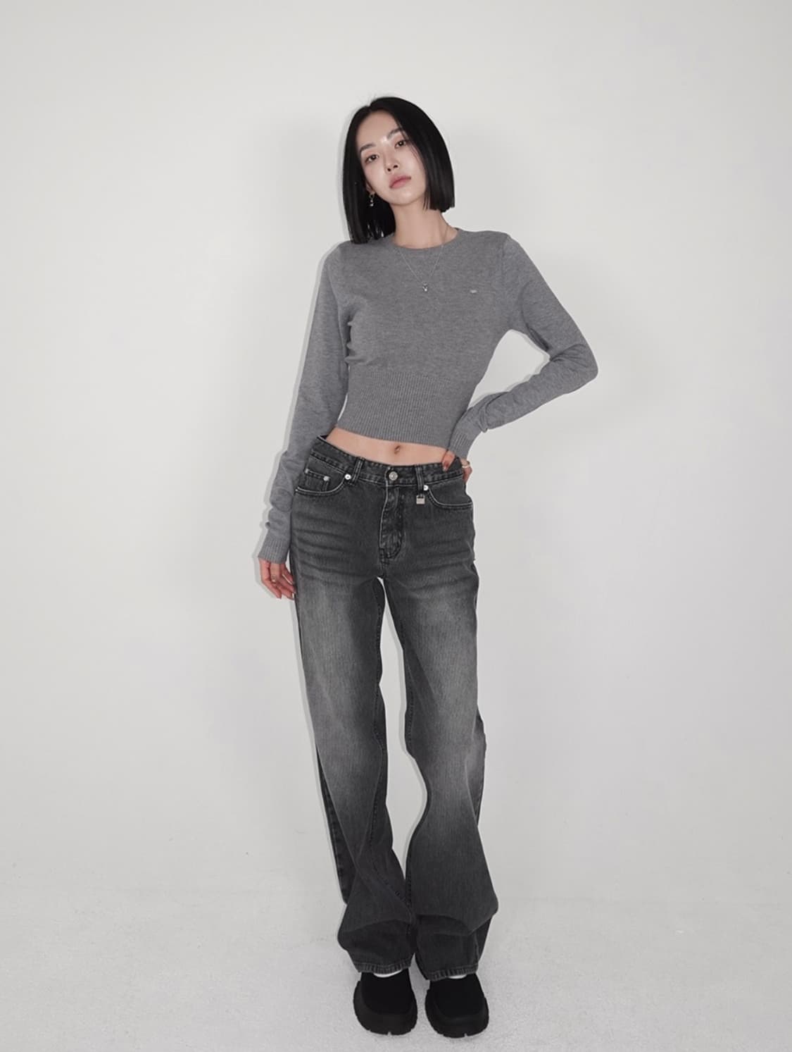 (새상품) 페일제이드 피티드 레이온 니트 블랙  상품이미지4