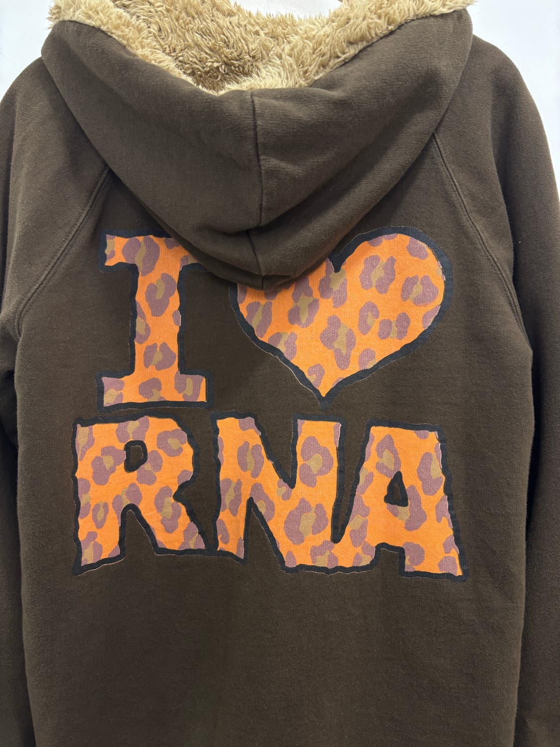 Rna 브라운 호피 레터링 후드집업 상품이미지9