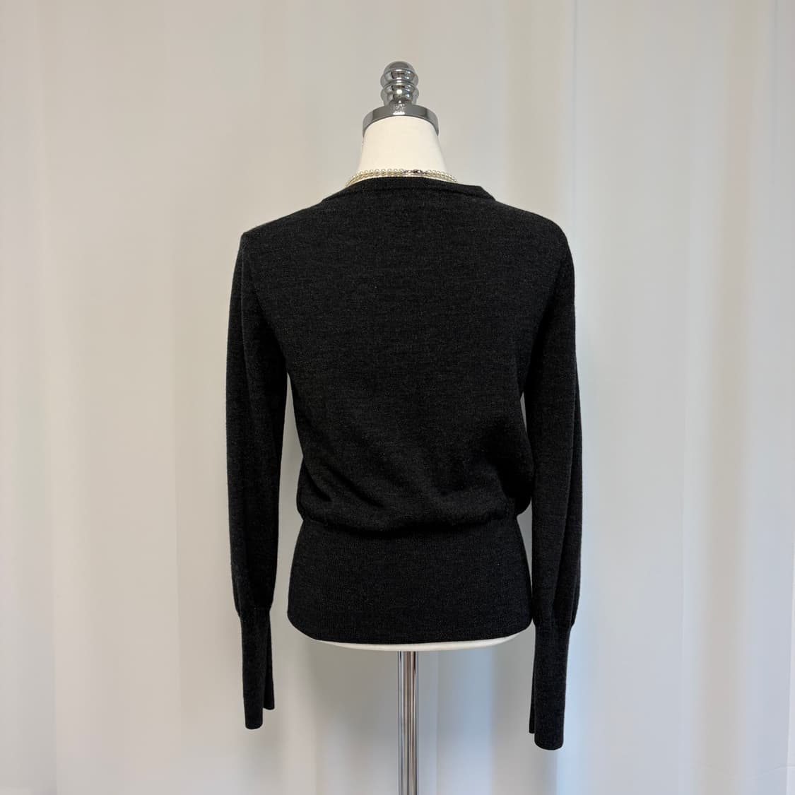 비비안웨스트우드 ORB버튼 브이넥 가디건 상품이미지6