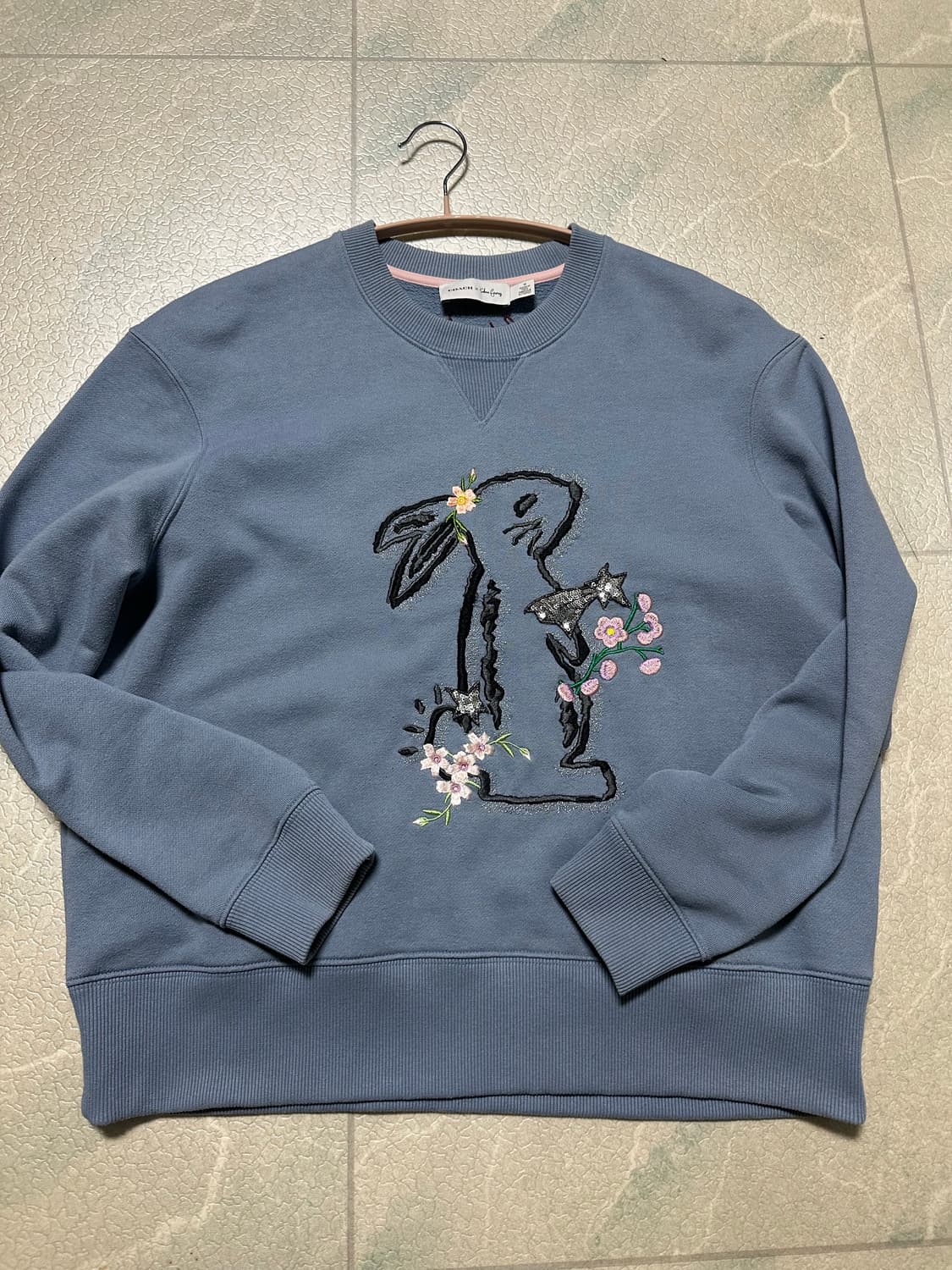 코치 셀레나고메즈 콜라보 맨투맨 상품이미지1