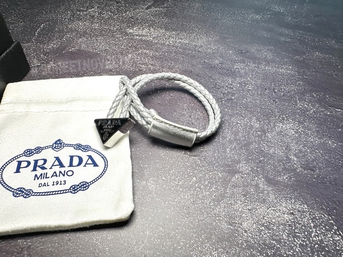 프라다 가죽 팔찌 실버 풀박스 상품이미지7